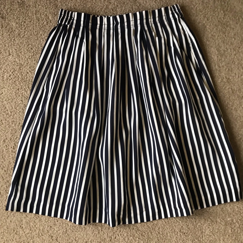 Styled! Includes: shirt, skirt, earrings, shoes - Picture 5 of 8